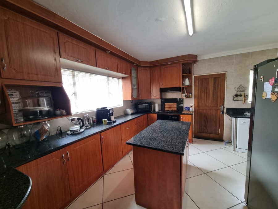 Commercial Property for Sale in Waterkloof A H North West